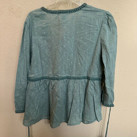 Indigo Thread Sz Large Woven Mineral Washed 3/4 Sleeve Crochet V-Neck Top NWOT - Picture 6 of 7